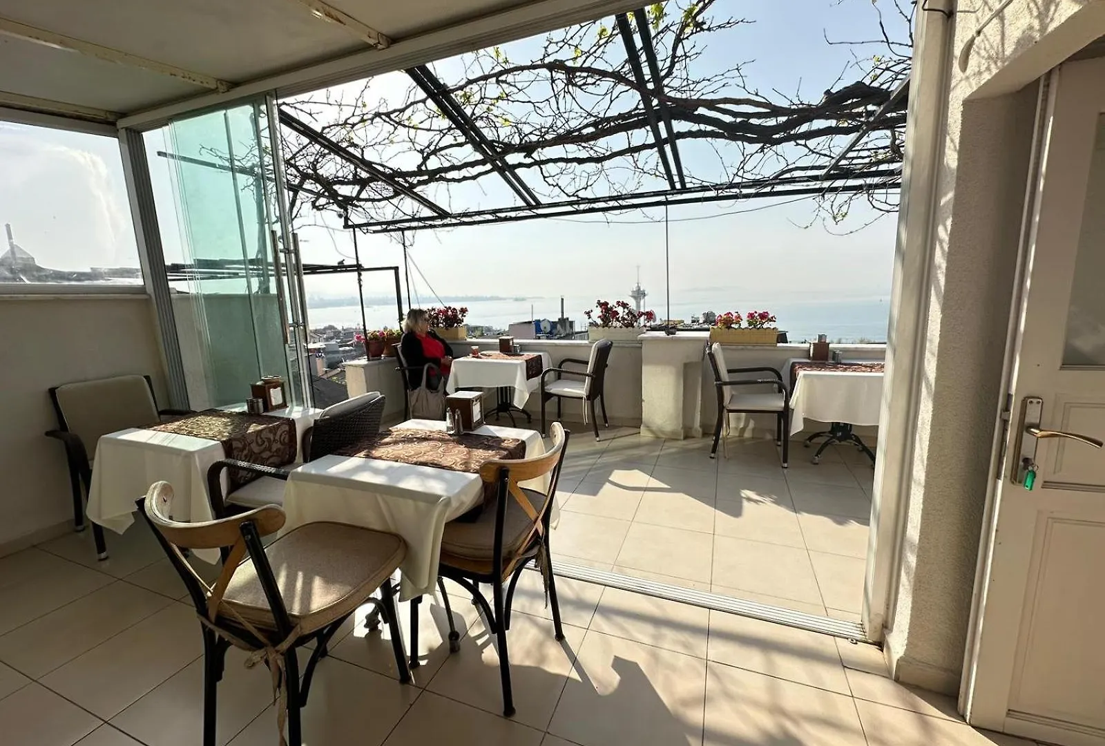 Hotel Buhara Family Inn Κωνσταντινούπολη 3*,