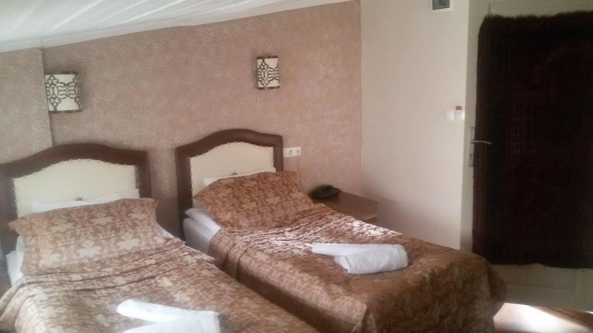 Hotel Buhara Family Inn Κωνσταντινούπολη 3*,